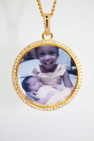 Round Face Bling Photo Necklace