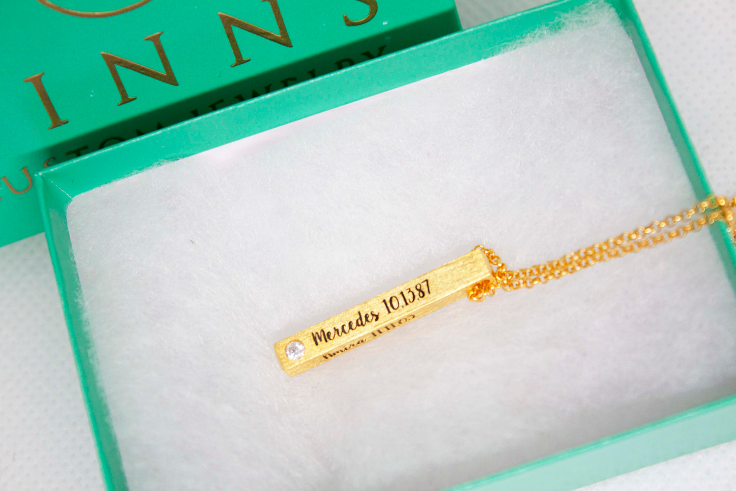 Personalized Name Bar Necklace w/ Diamond (4-Sided)